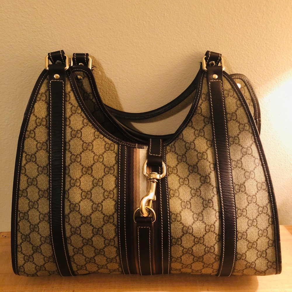 Gucci GG medium Brown Purse